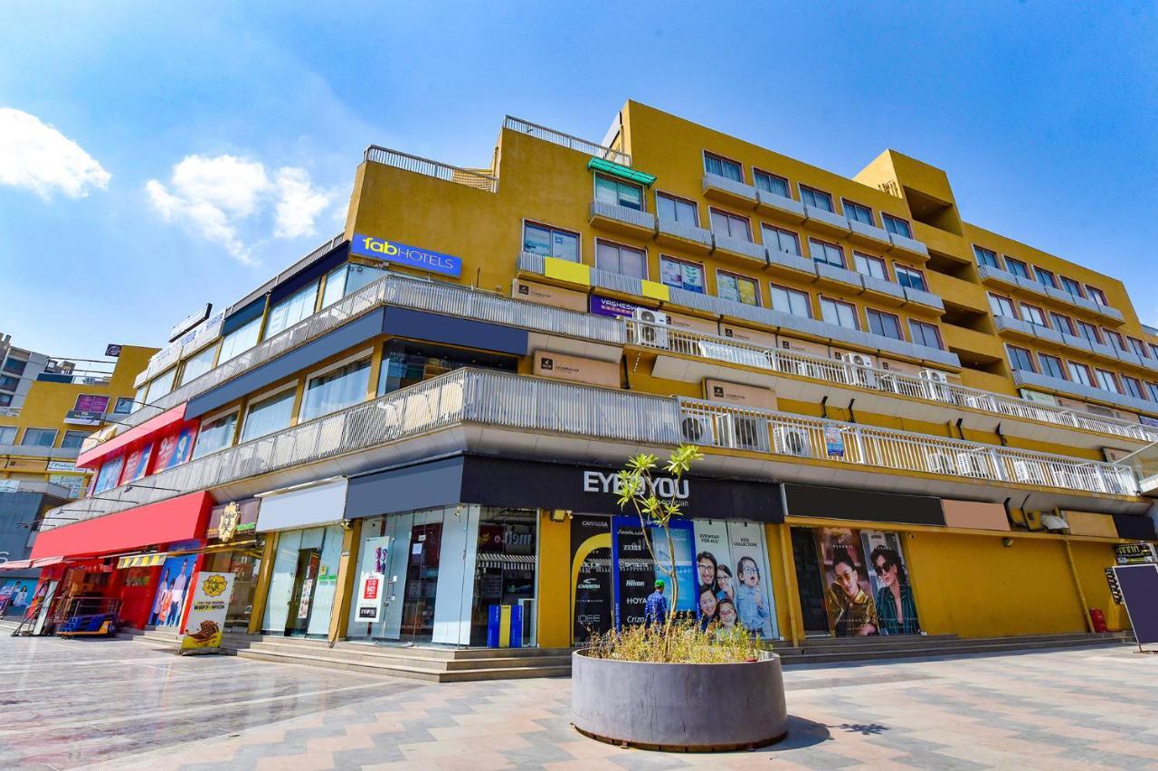אחמדאבאד Fabhotel Kaviya - Bopal מראה חיצוני תמונה