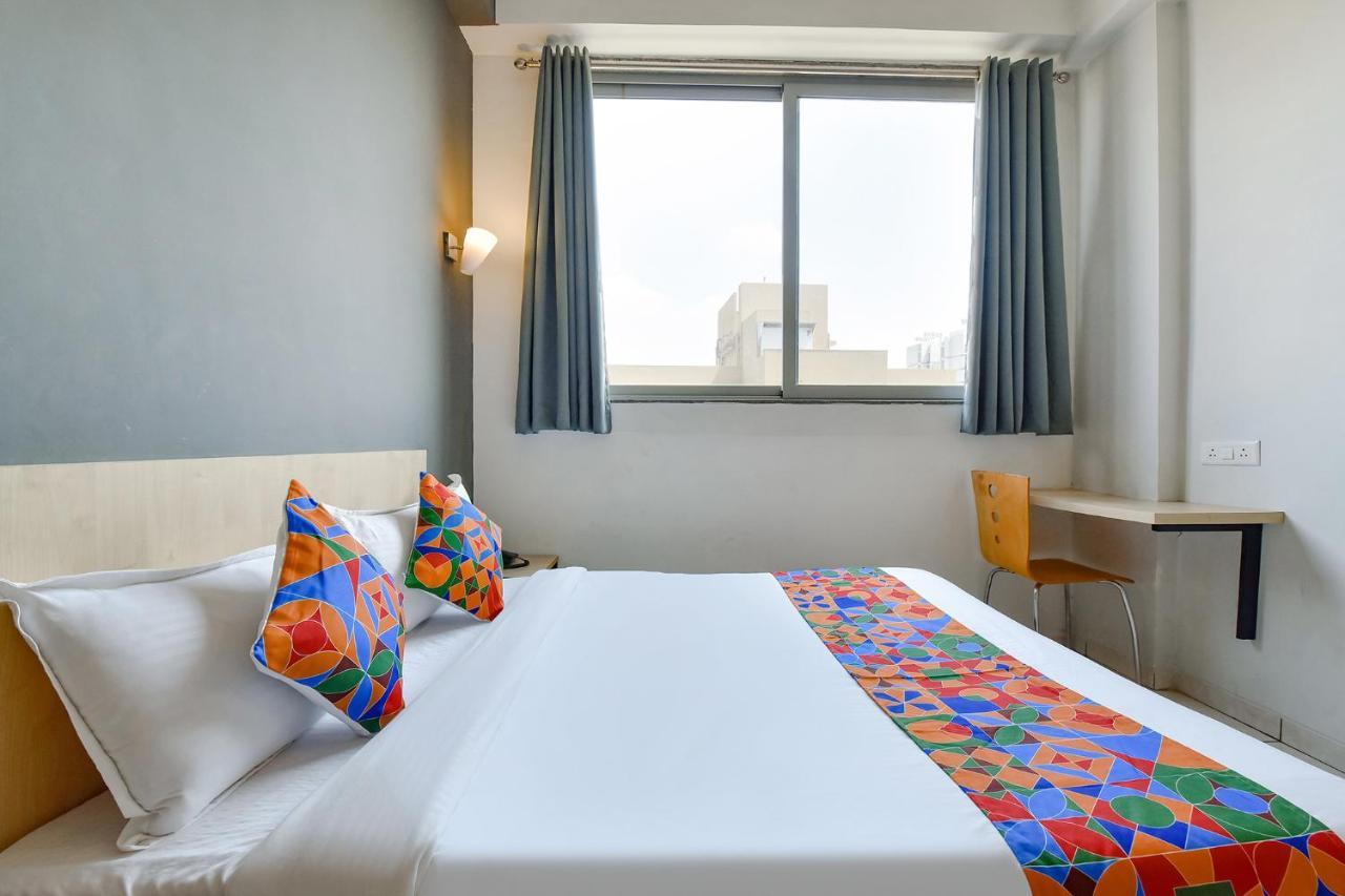אחמדאבאד Fabhotel Kaviya - Bopal מראה חיצוני תמונה